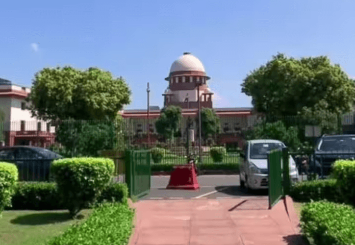 Supreme Court Stays NGT's Rs 12,000 Crore Fine on Maharashtra for Waste Mismanagement