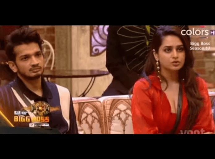 Salman Khan Slams Munawar-Ayesha Over Their Relationship Drama In Bigg Boss House