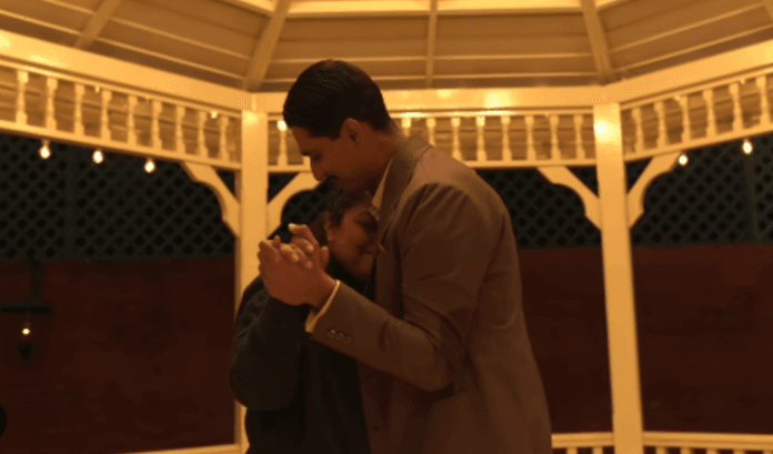 Vicky Kaushal Waltzes With Meghna Gulzar To Celebrate Her 50th