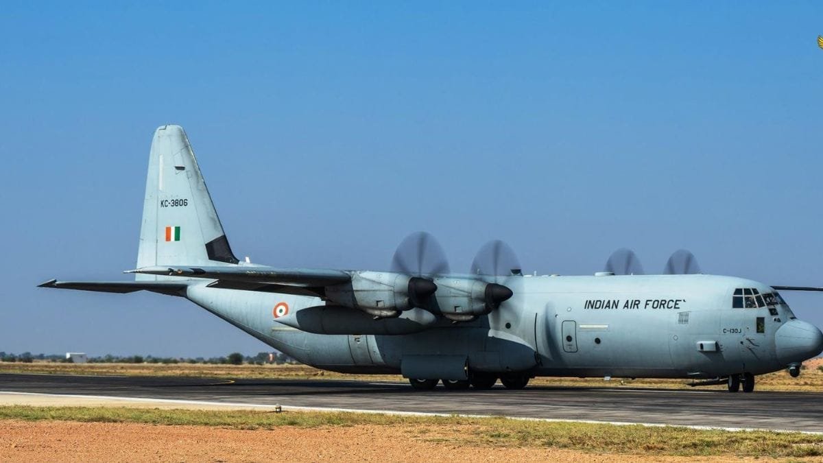 Kuwait-indian-airforce-super-Hercules-aircraft